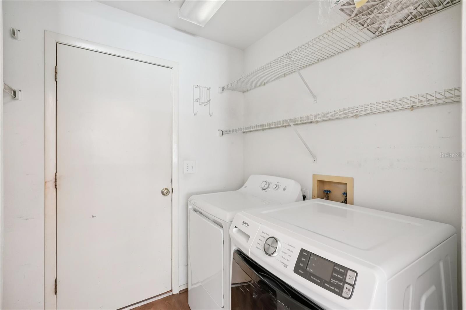 Image 28 of 33 For 3404 Silverstone Court E