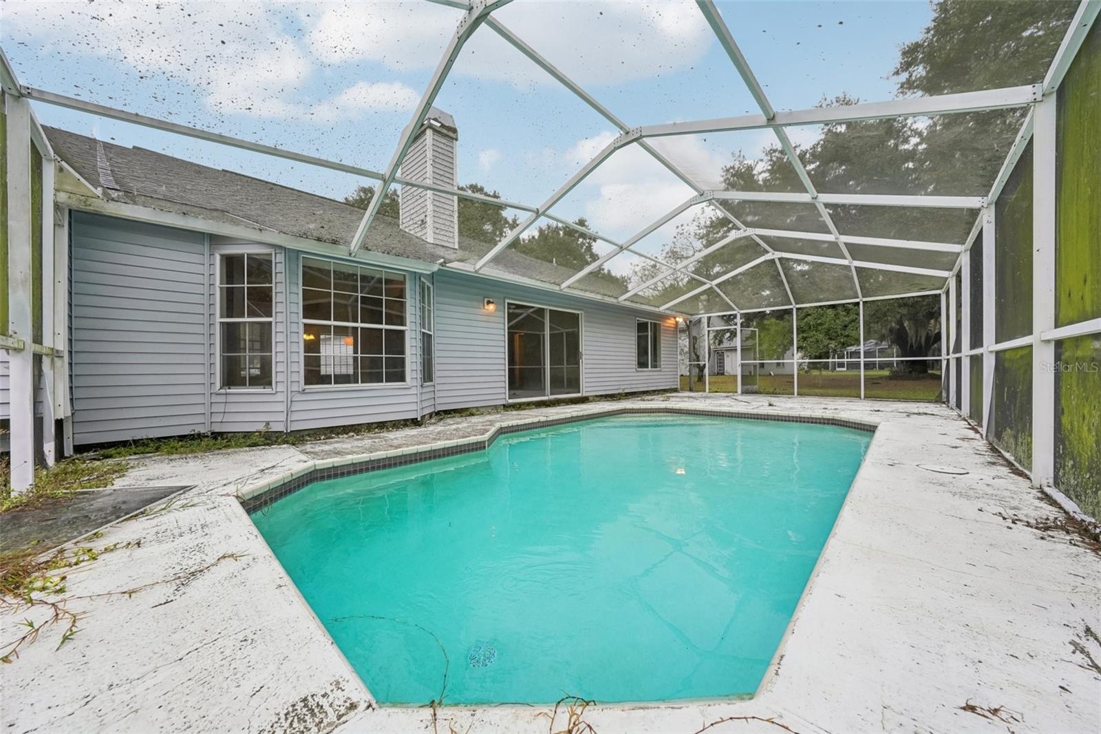 Image 30 of 33 For 3404 Silverstone Court E