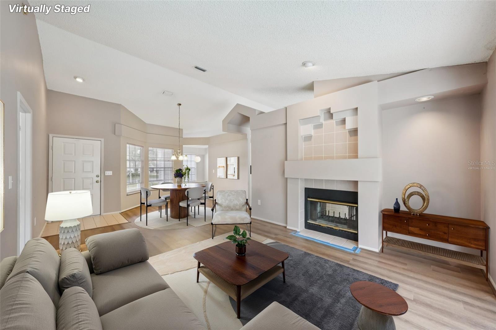 Image 5 of 33 For 3404 Silverstone Court E