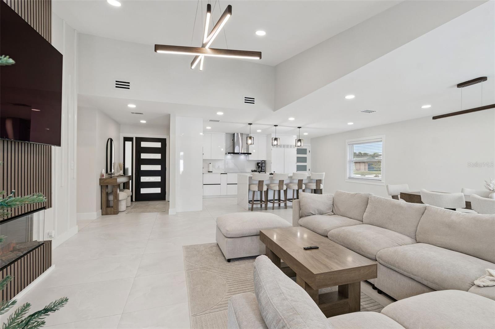 Image 14 of 59 For 7853 Sundown Drive