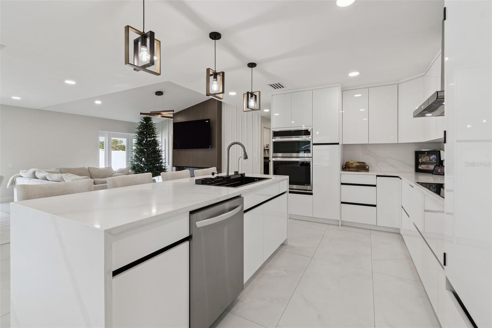 Image 18 of 59 For 7853 Sundown Drive