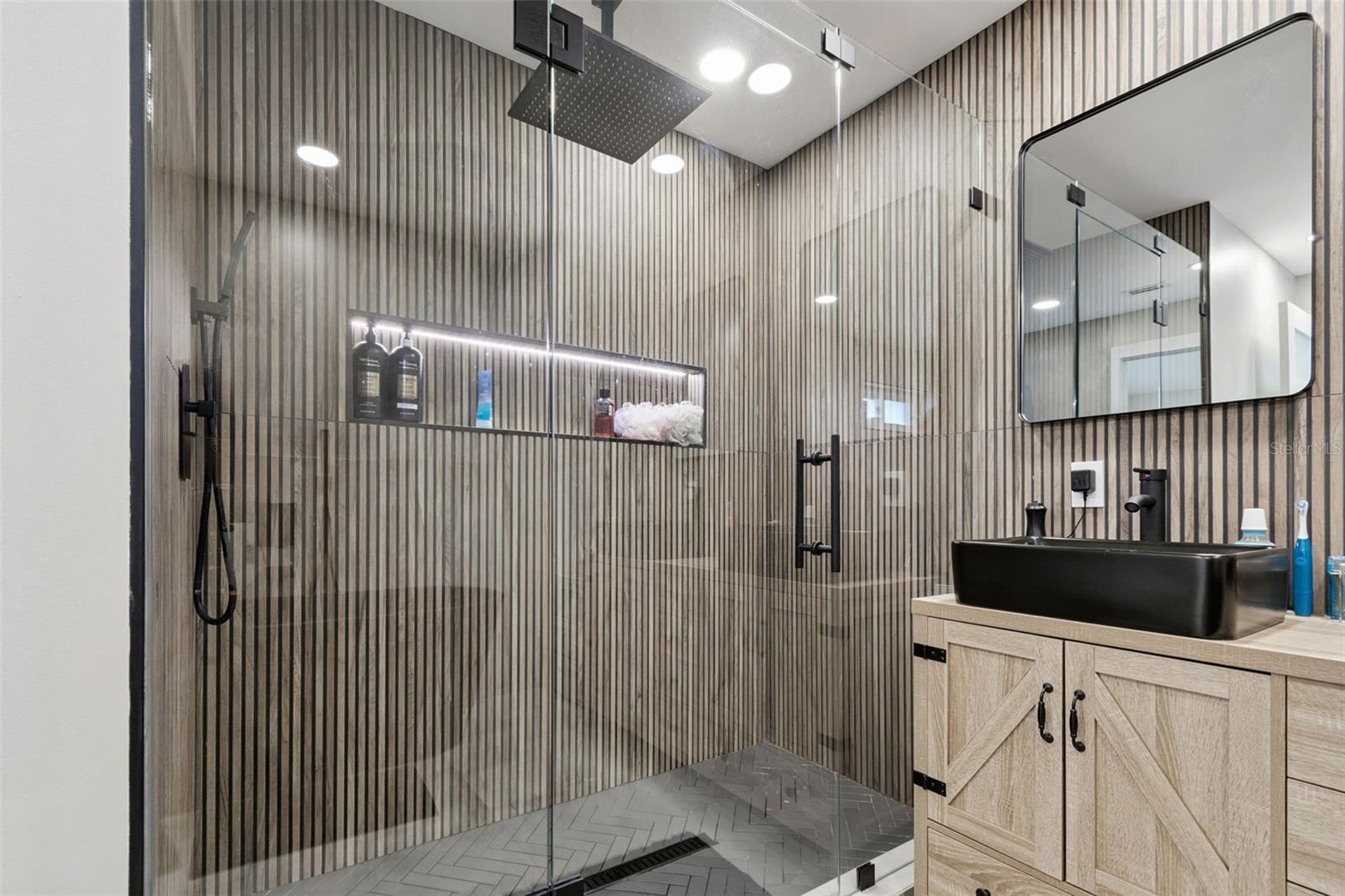 Image 32 of 59 For 7853 Sundown Drive