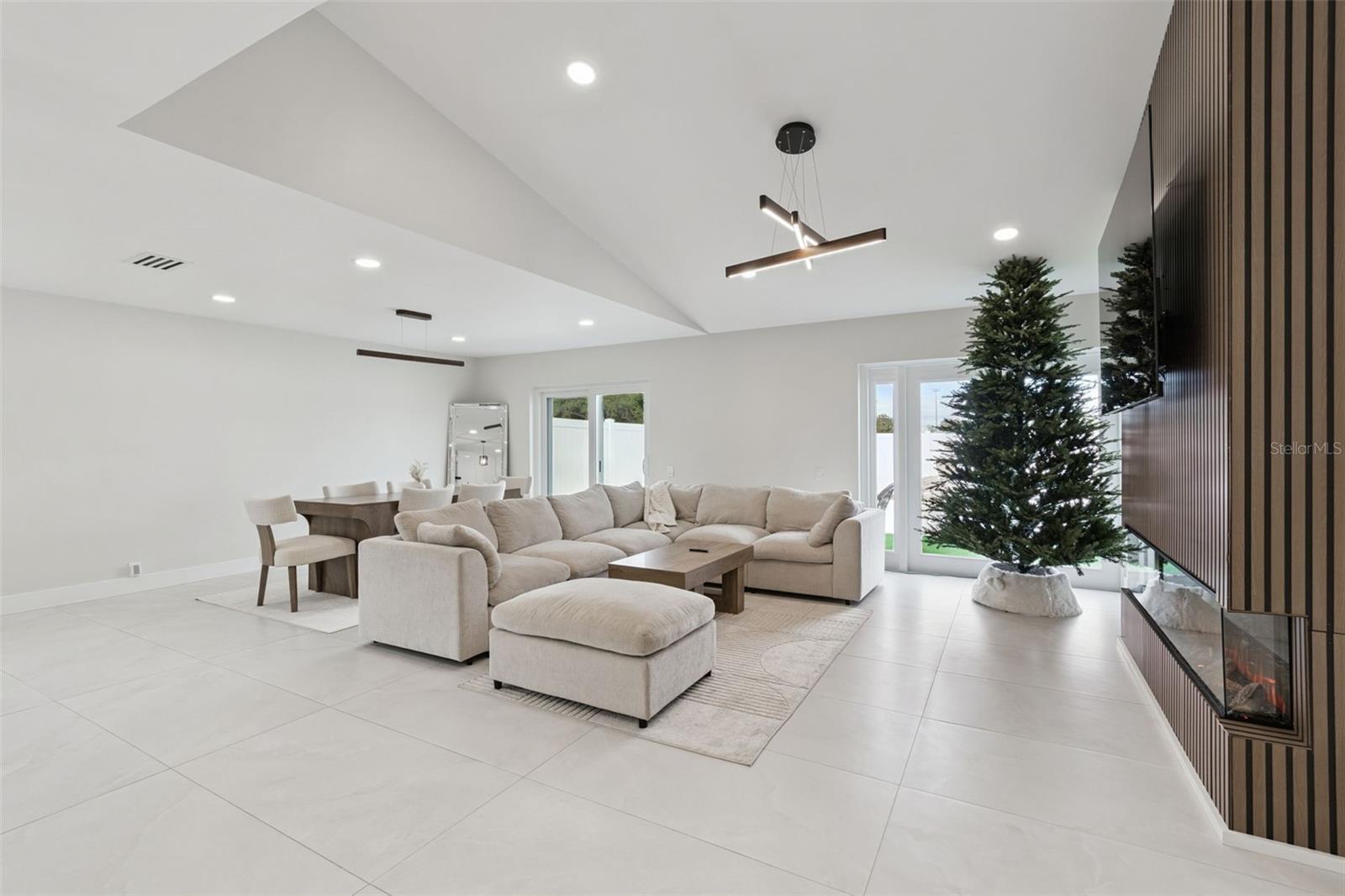 Image 9 of 59 For 7853 Sundown Drive