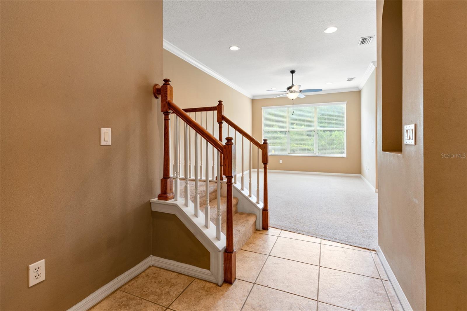 Image 17 of 41 For 2052 Park Crescent Drive