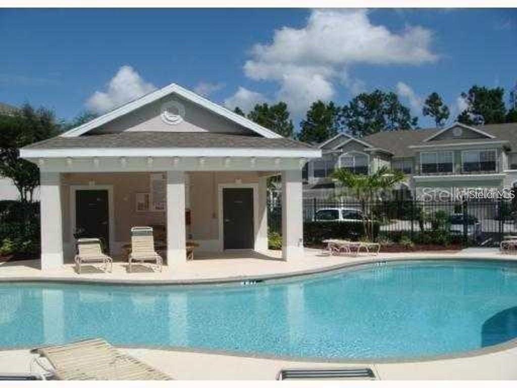 Image 5 of 41 For 2052 Park Crescent Drive