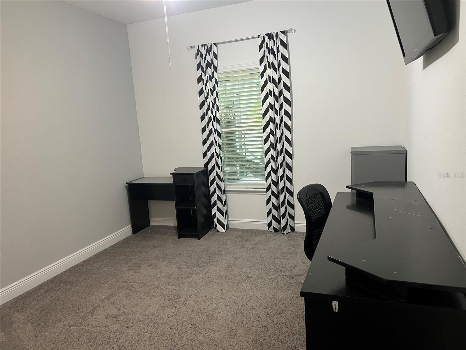 Image 14 of 38 For 5240 Landmark Drive