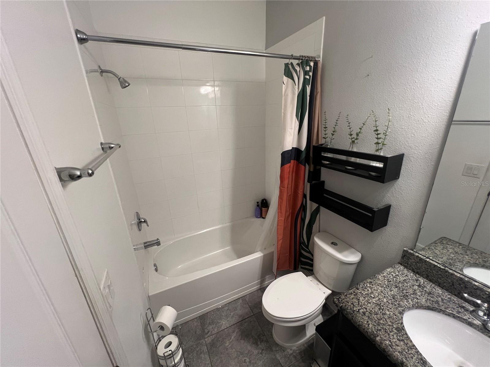 Image 17 of 38 For 5240 Landmark Drive