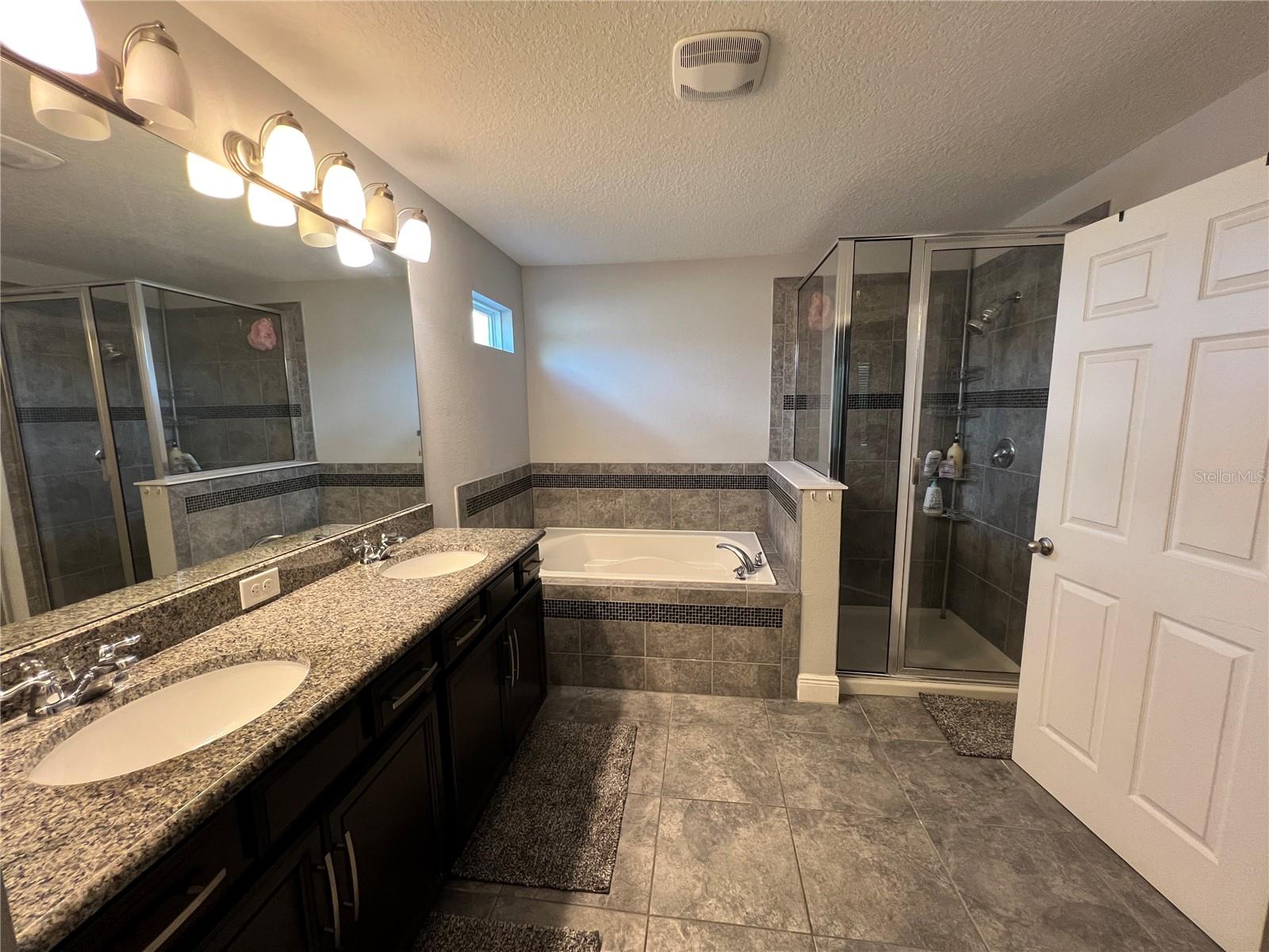 Image 33 of 38 For 5240 Landmark Drive