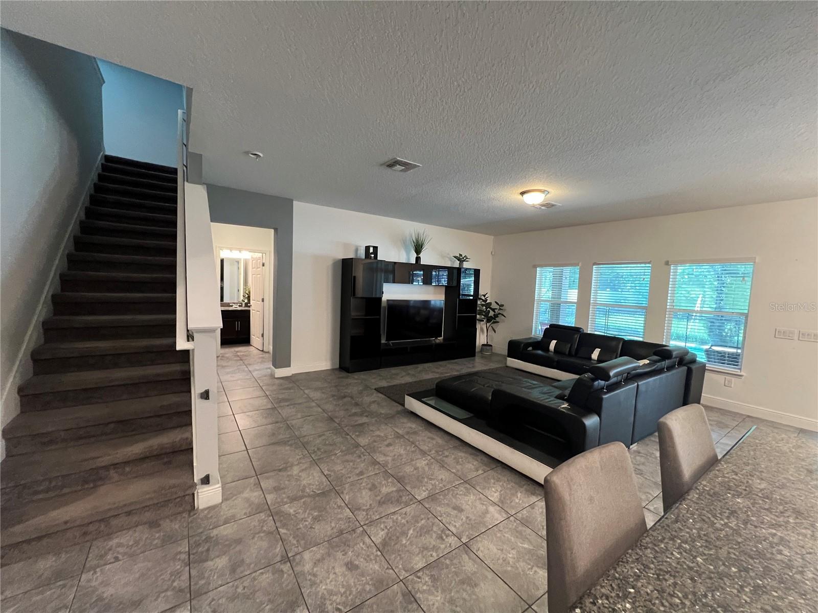 Image 4 of 38 For 5240 Landmark Drive