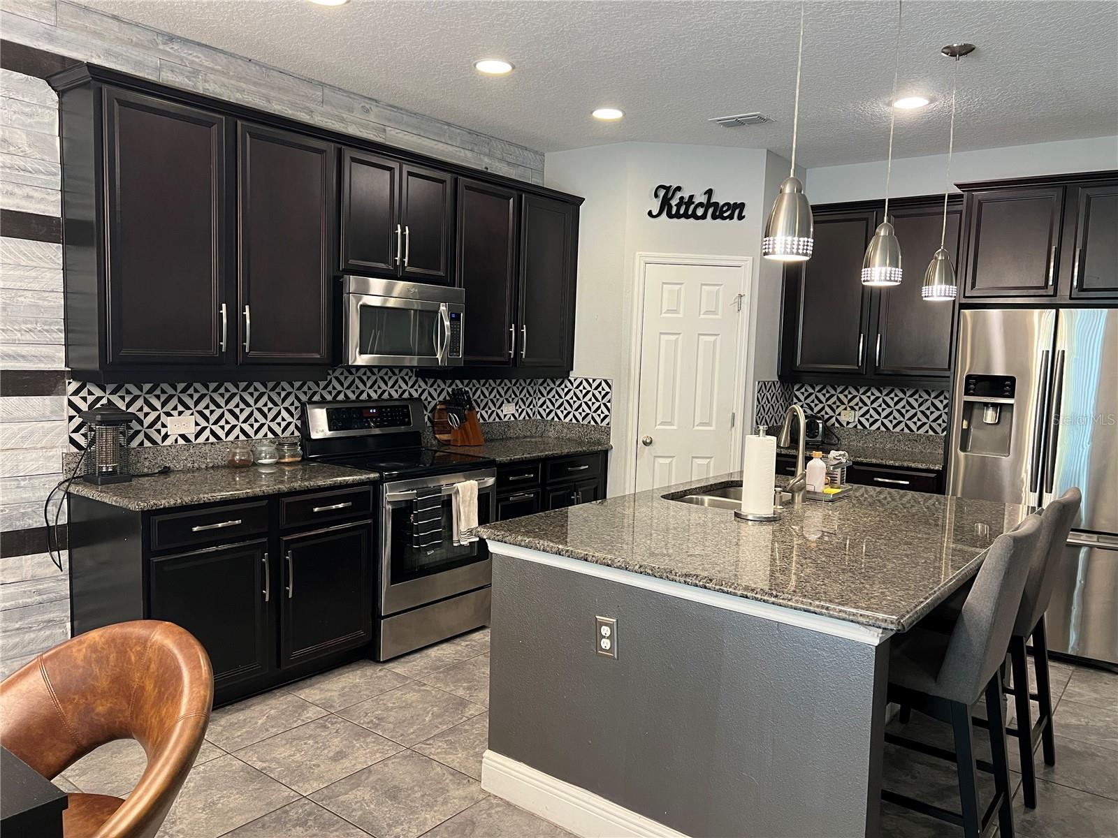 Image 9 of 38 For 5240 Landmark Drive