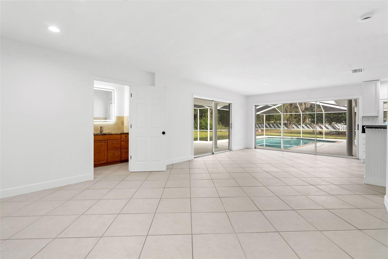 Image 19 of 53 For 1106 Hummingbird Lane