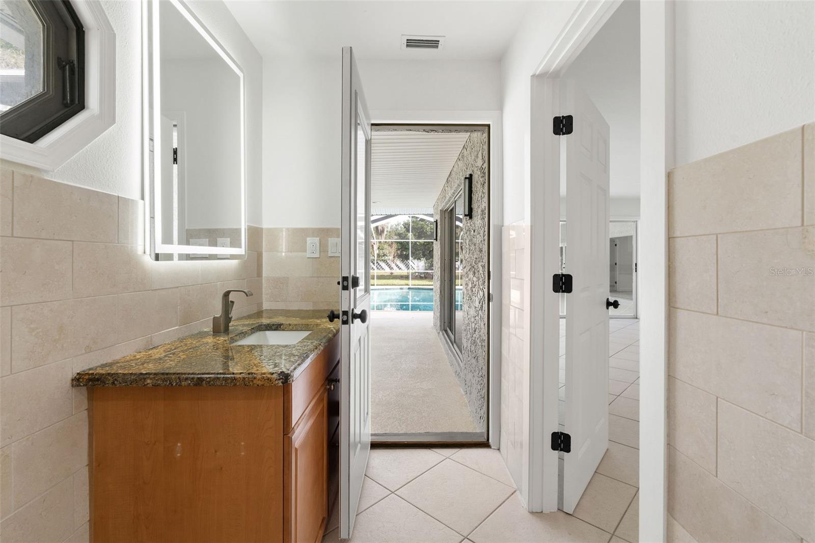 Image 22 of 53 For 1106 Hummingbird Lane