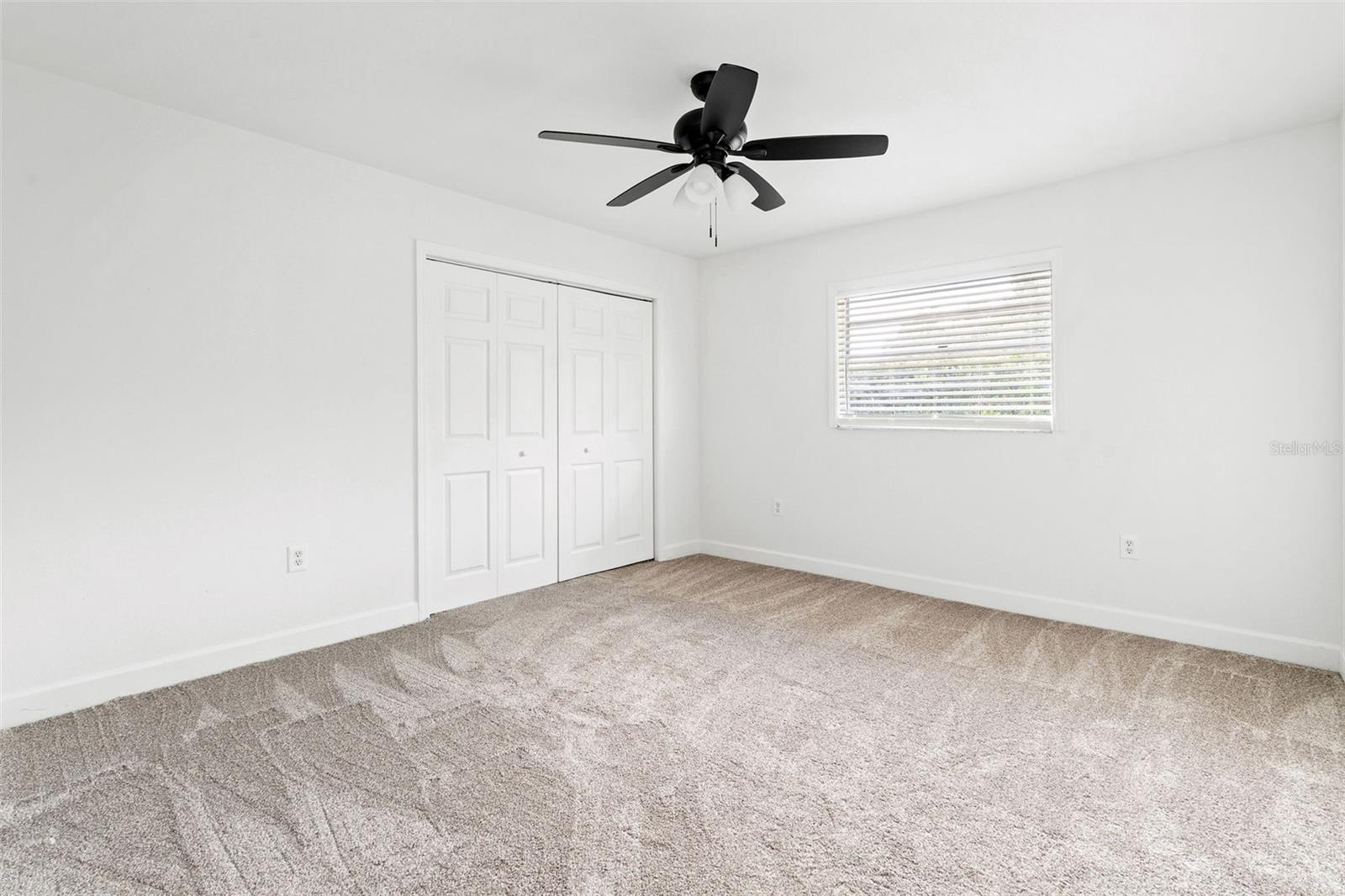 Image 28 of 53 For 1106 Hummingbird Lane