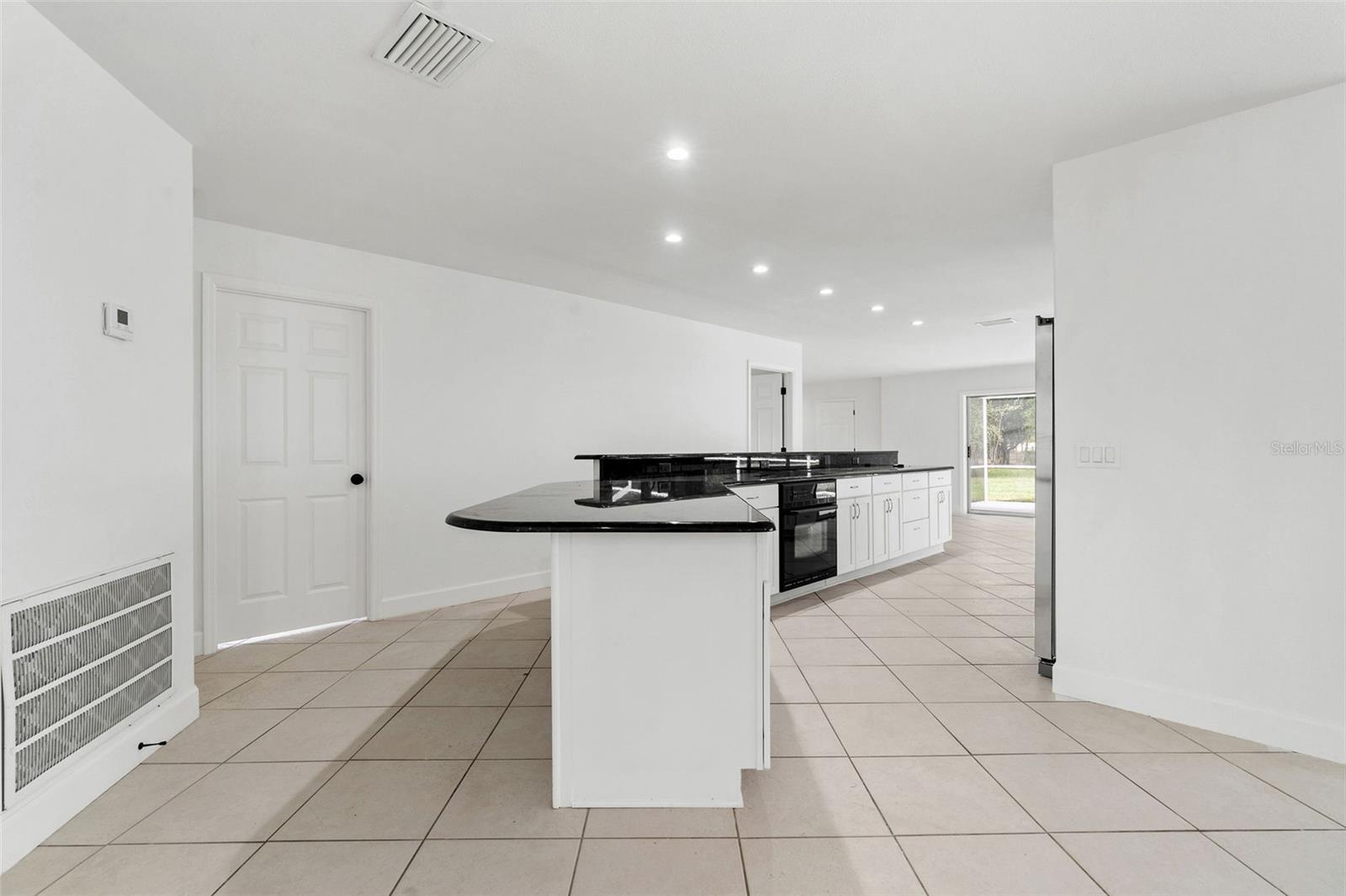 Image 9 of 53 For 1106 Hummingbird Lane