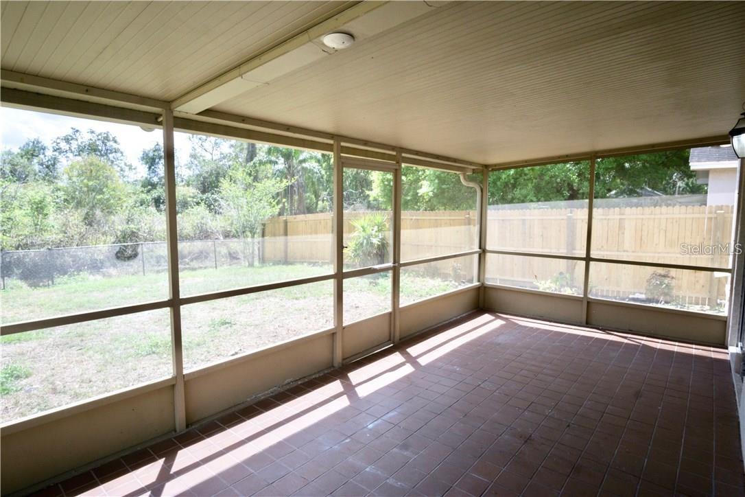 Image 14 of 28 For 1113 Bloom Hill Avenue