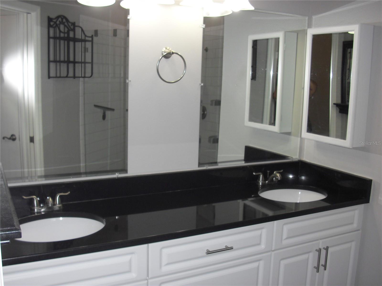 Image 19 of 28 For 1113 Bloom Hill Avenue