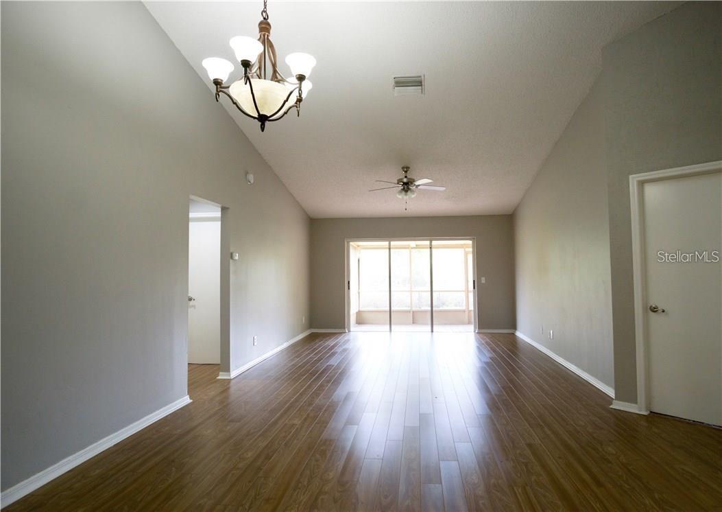 Image 4 of 28 For 1113 Bloom Hill Avenue