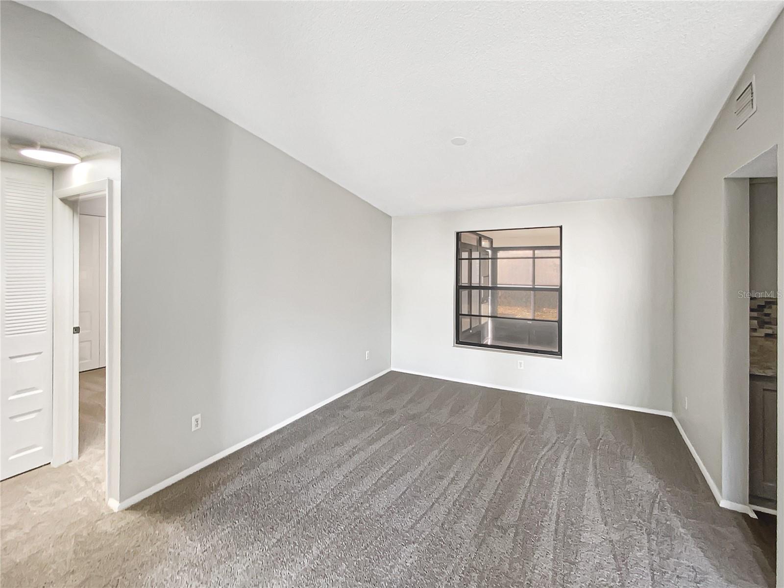 Image 15 of 35 For 10328 Turkey Oak Drive