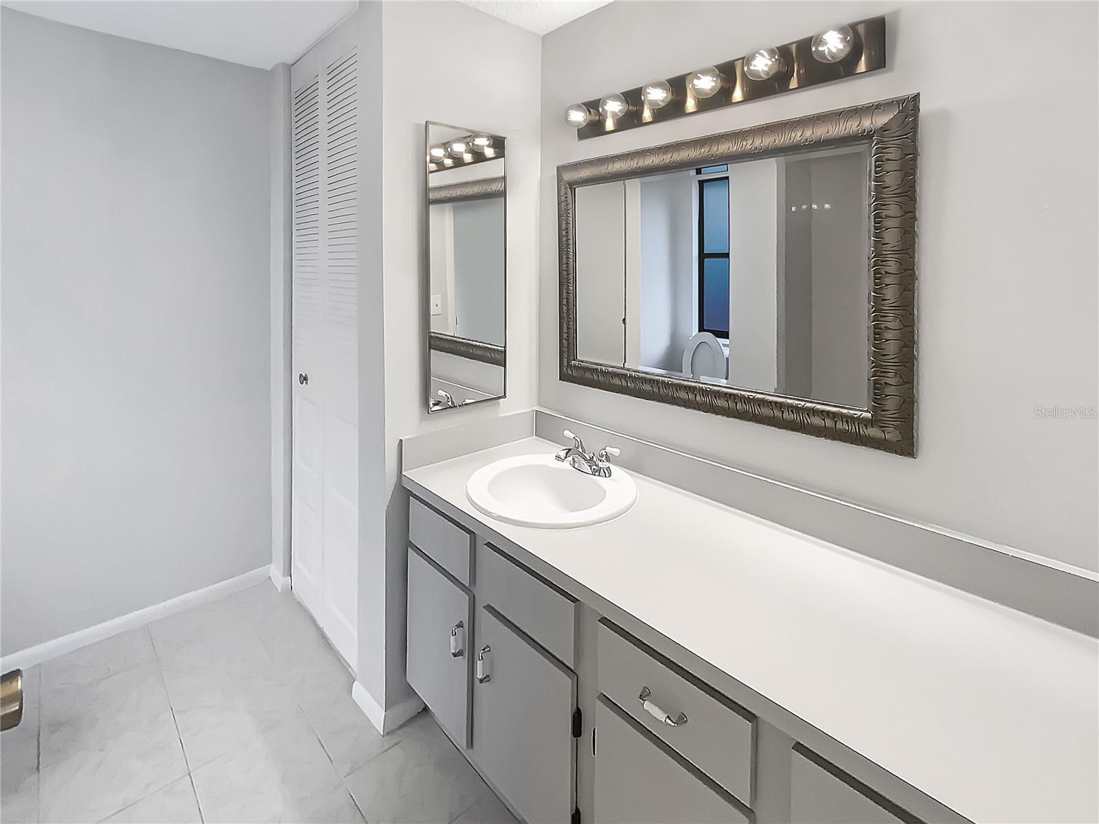 Image 21 of 35 For 10328 Turkey Oak Drive