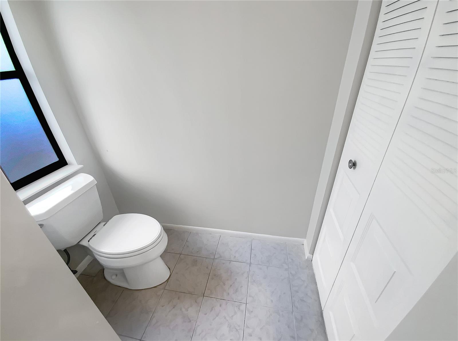 Image 22 of 35 For 10328 Turkey Oak Drive