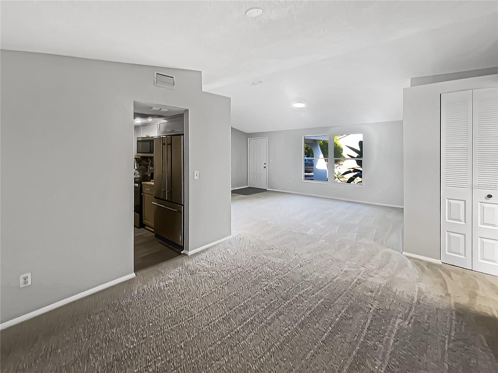 Image 6 of 35 For 10328 Turkey Oak Drive