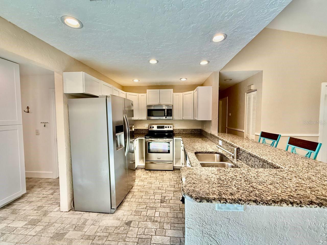 Image 13 of 34 For 23331 Club Villas Drive