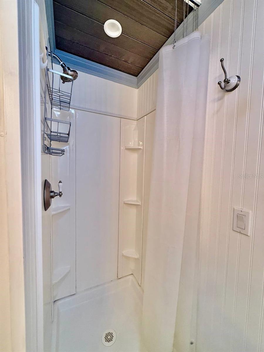 Image 24 of 34 For 23331 Club Villas Drive