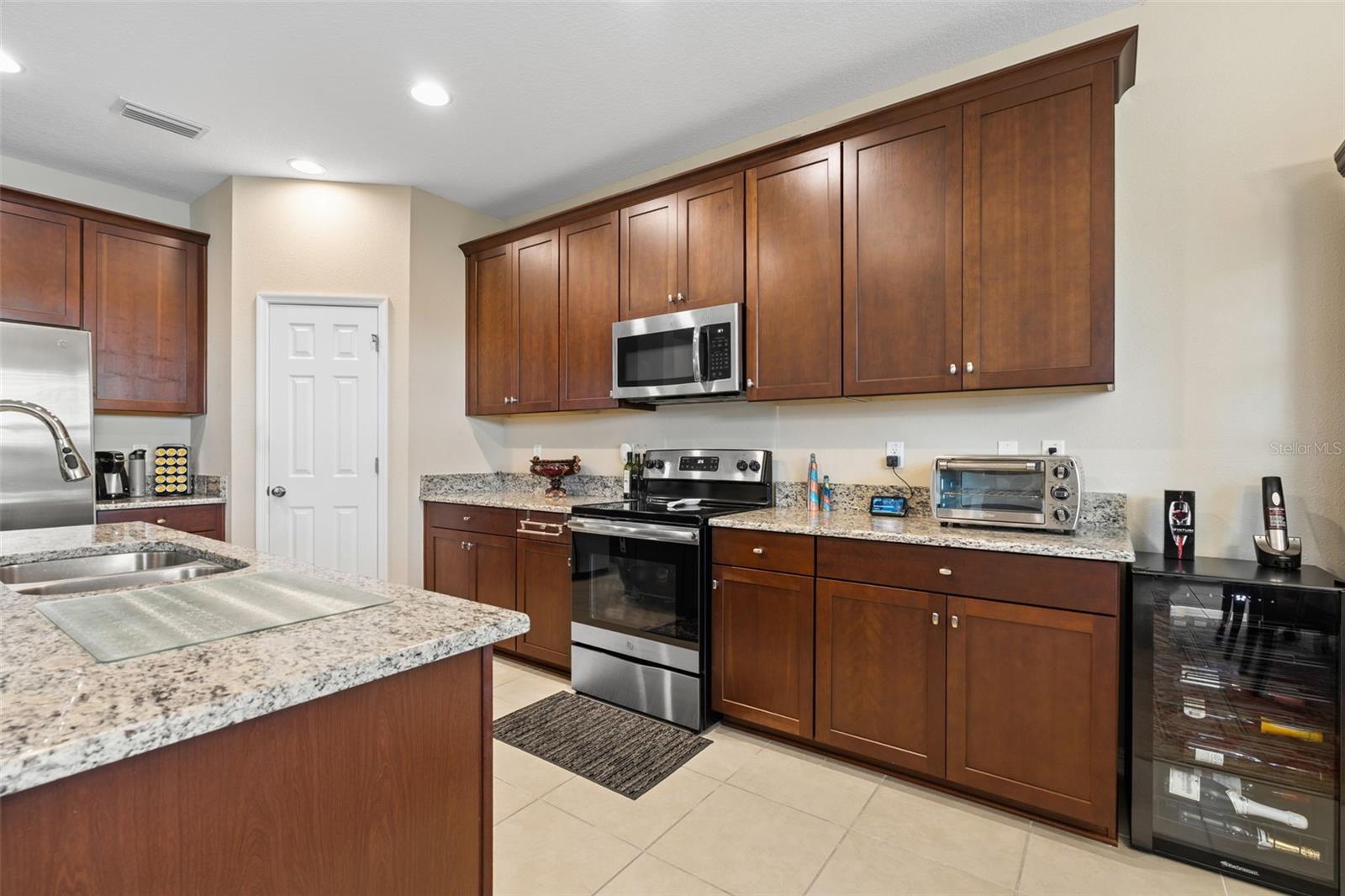 Image 19 of 100 For 31046 Parrot Reef Court