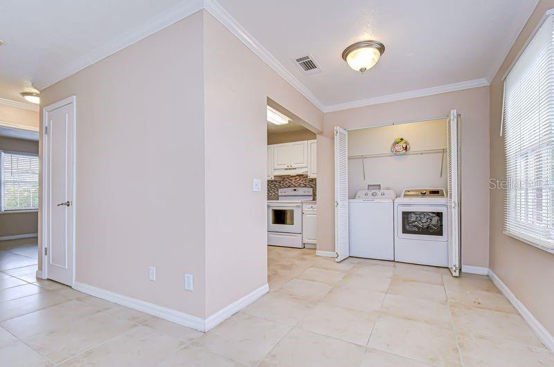 Image 11 of 45 For 13693 Orange Sunset Drive 203