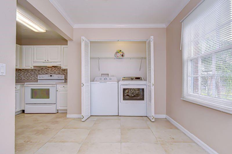 Image 15 of 45 For 13693 Orange Sunset Drive 203