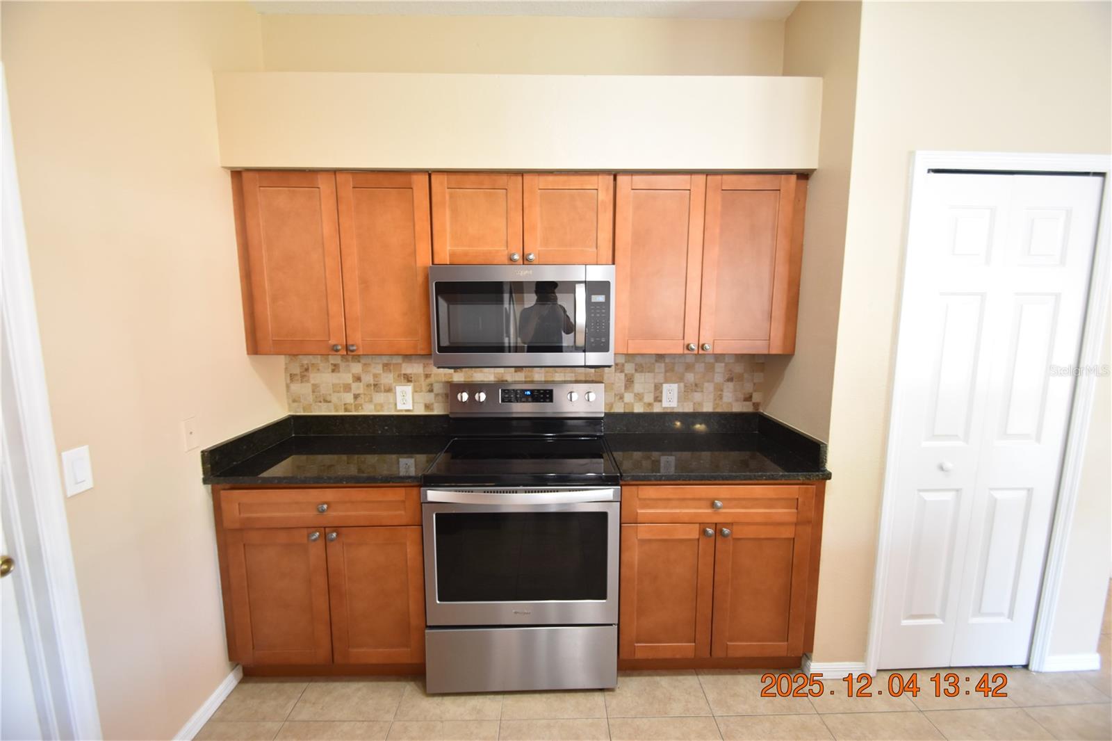 Image 17 of 49 For 10818 Capstan Lake Drive