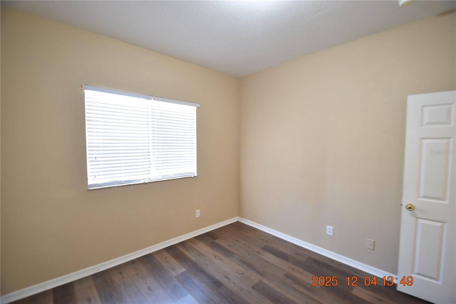 Image 34 of 49 For 10818 Capstan Lake Drive