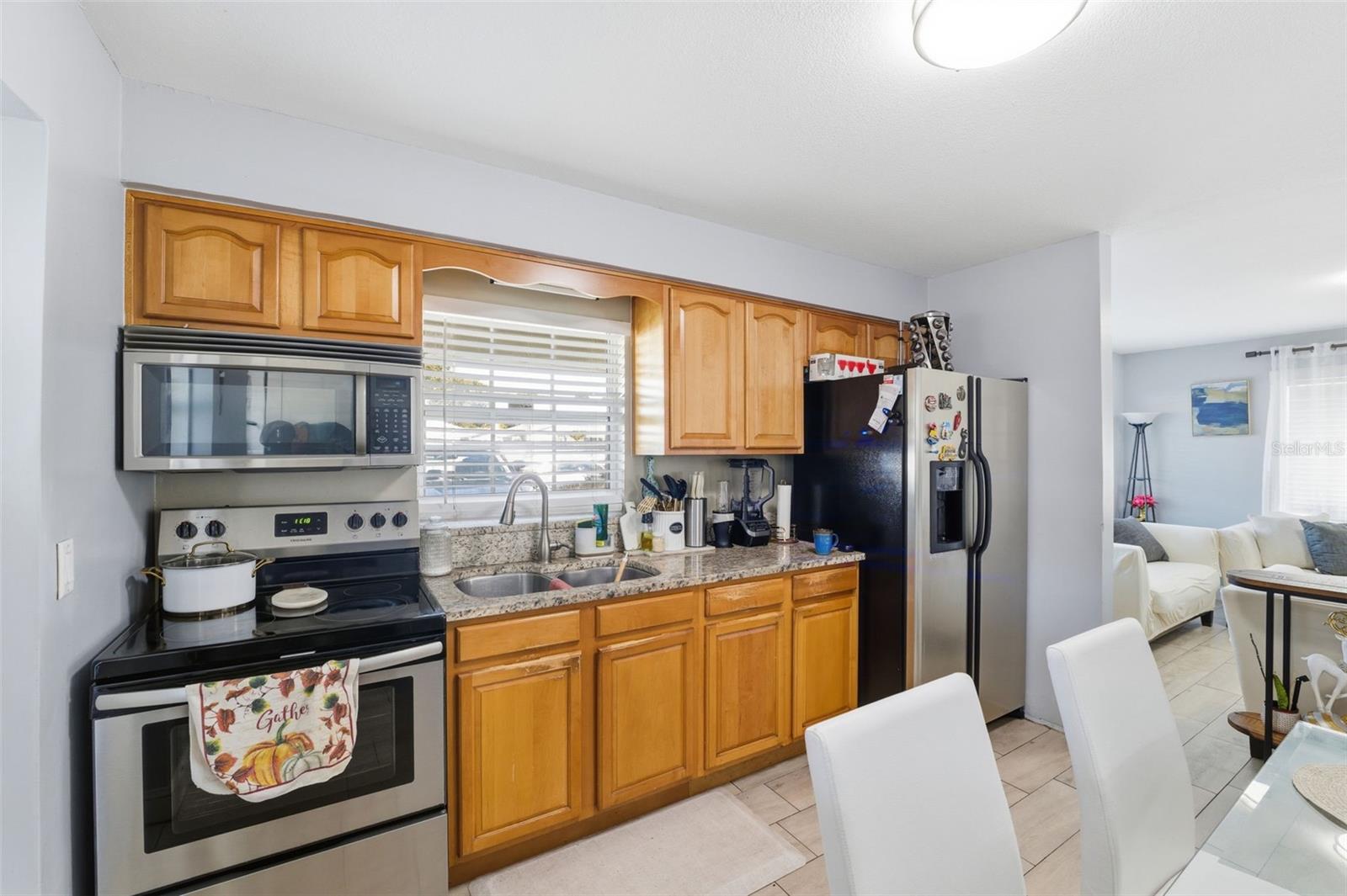 Image 12 of 26 For 3310 Beach Street