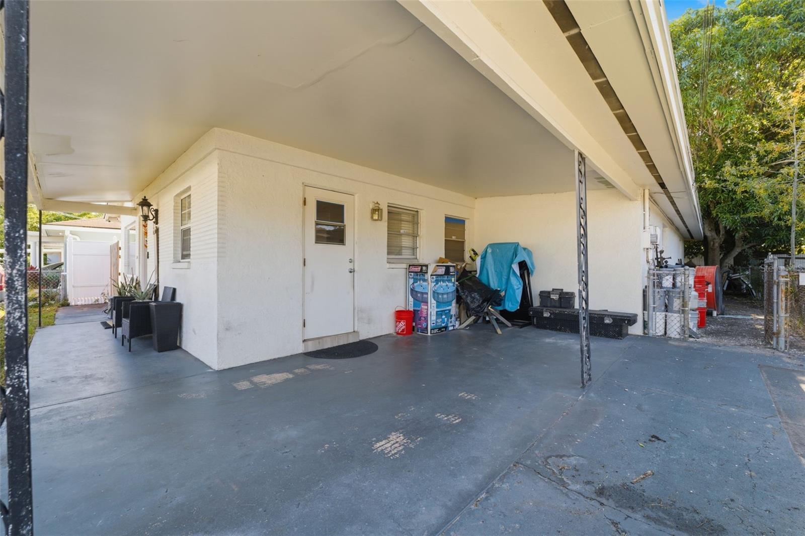 Image 24 of 26 For 3310 Beach Street