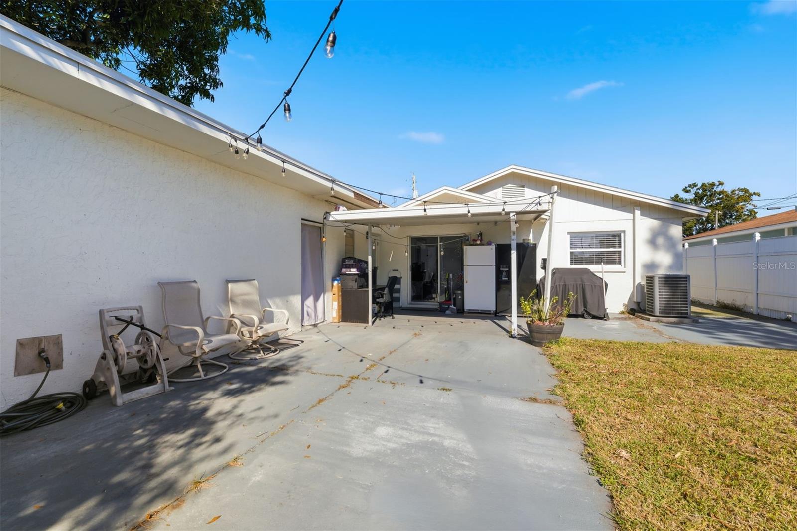 Image 25 of 26 For 3310 Beach Street