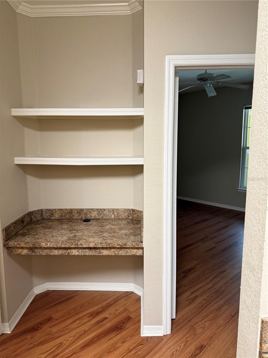 Image 9 of 14 For 10017 Courtney Palms Boulevard 304