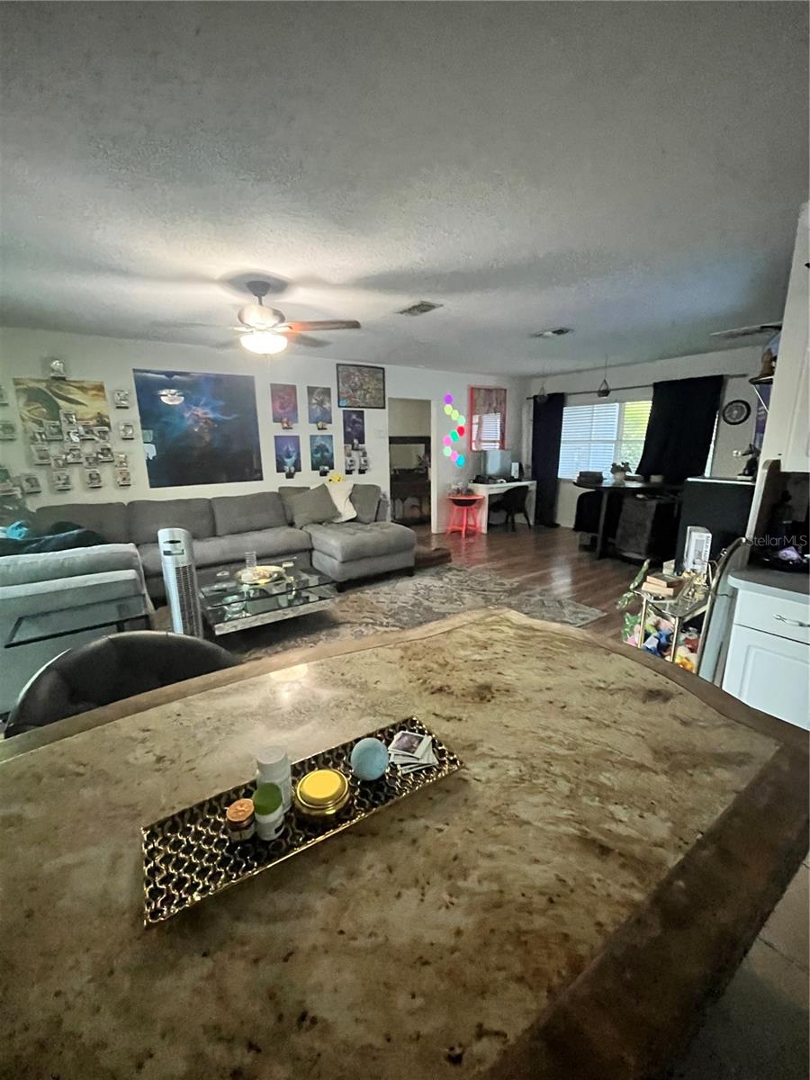 Image 6 of 10 For 10980 104th Avenue