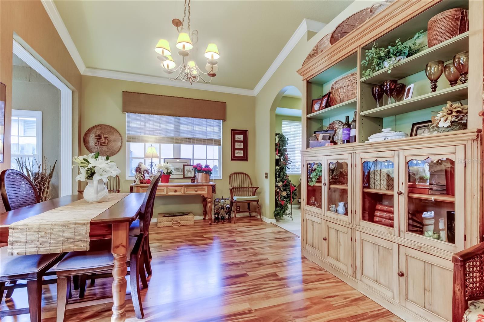 Listing photo id 8 for 12110 Glencliff Circle