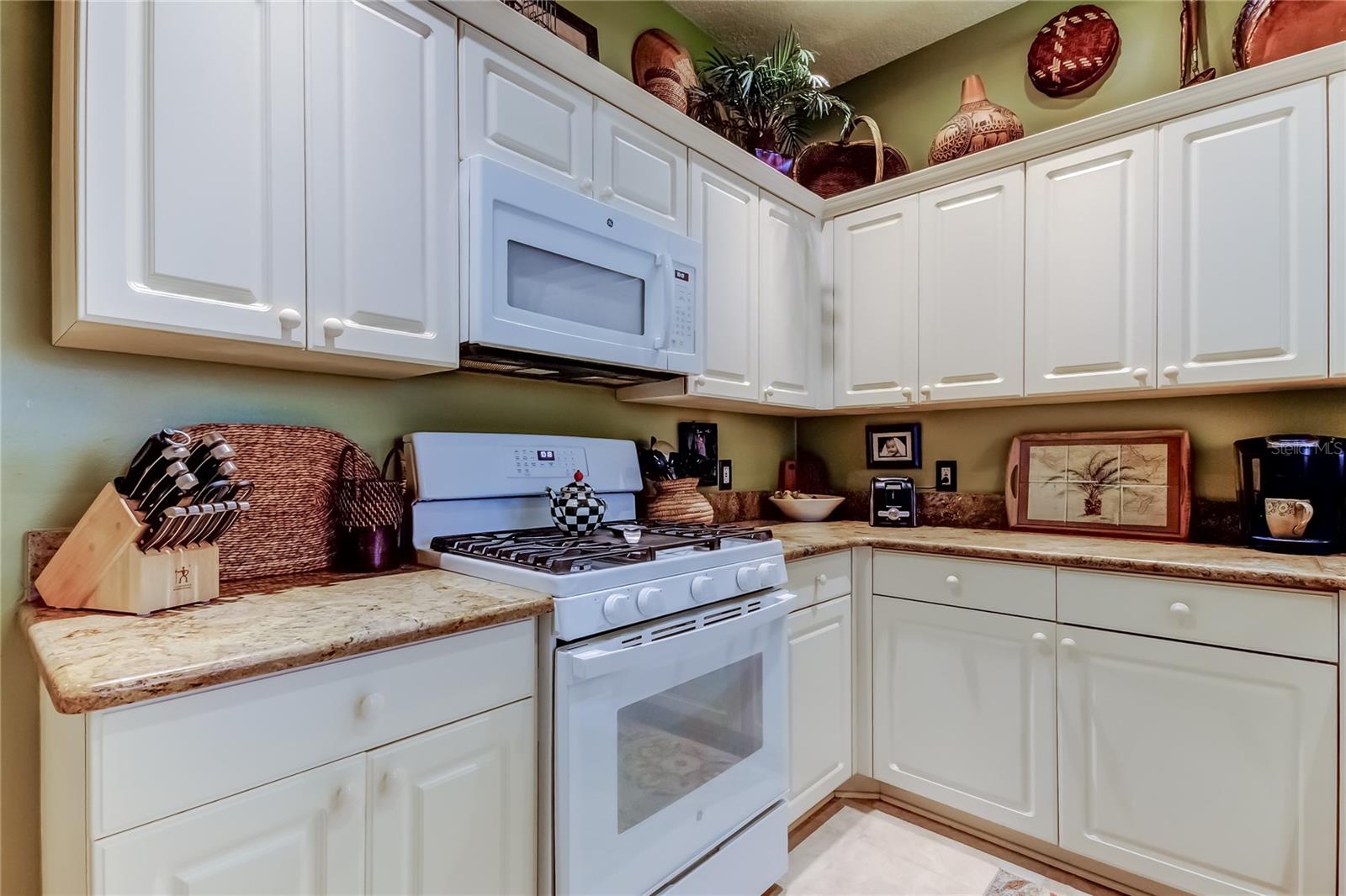 Listing photo id 11 for 12110 Glencliff Circle