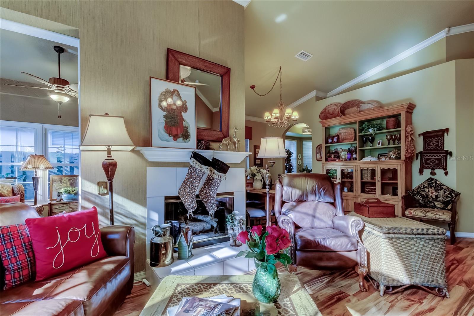 Listing photo id 5 for 12110 Glencliff Circle