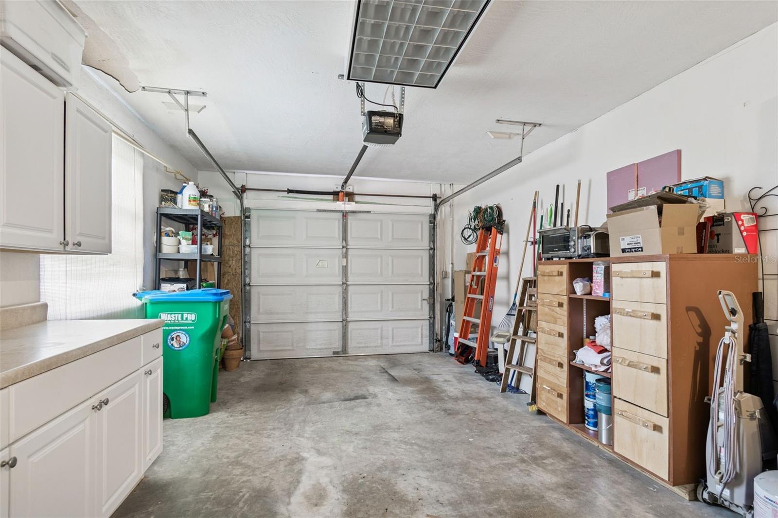 Image 23 of 41 For 9026 Golden Horseshoe Drive