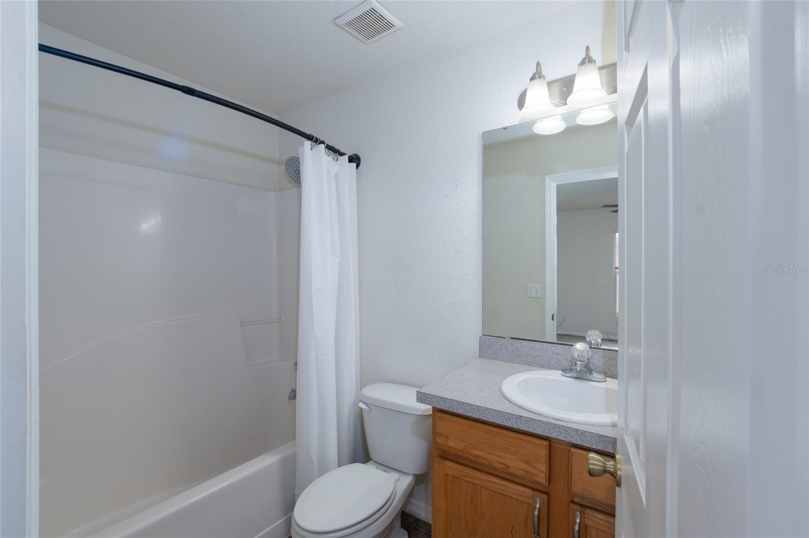 Image 12 of 27 For 15235 38th Street Road