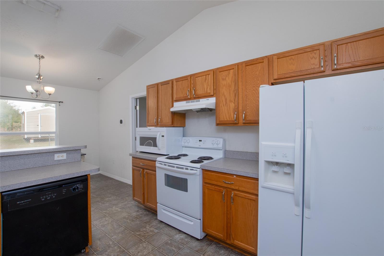 Image 6 of 27 For 15235 38th Street Road