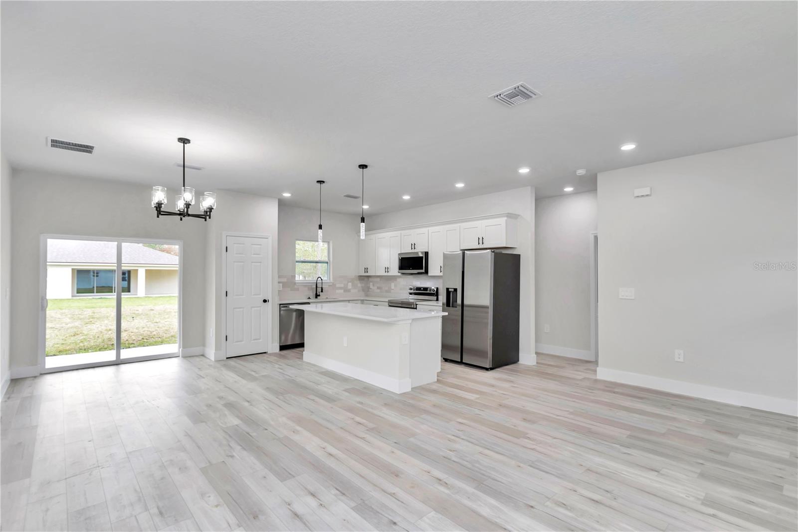 Image 13 of 38 For 7182 Outrigger Terrace