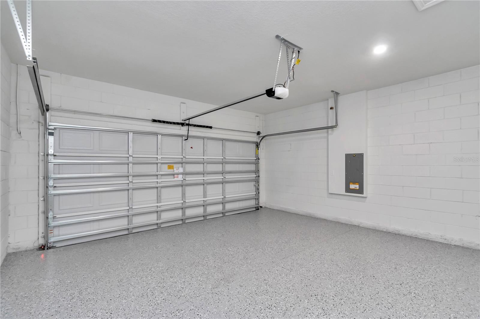 Image 30 of 38 For 7182 Outrigger Terrace