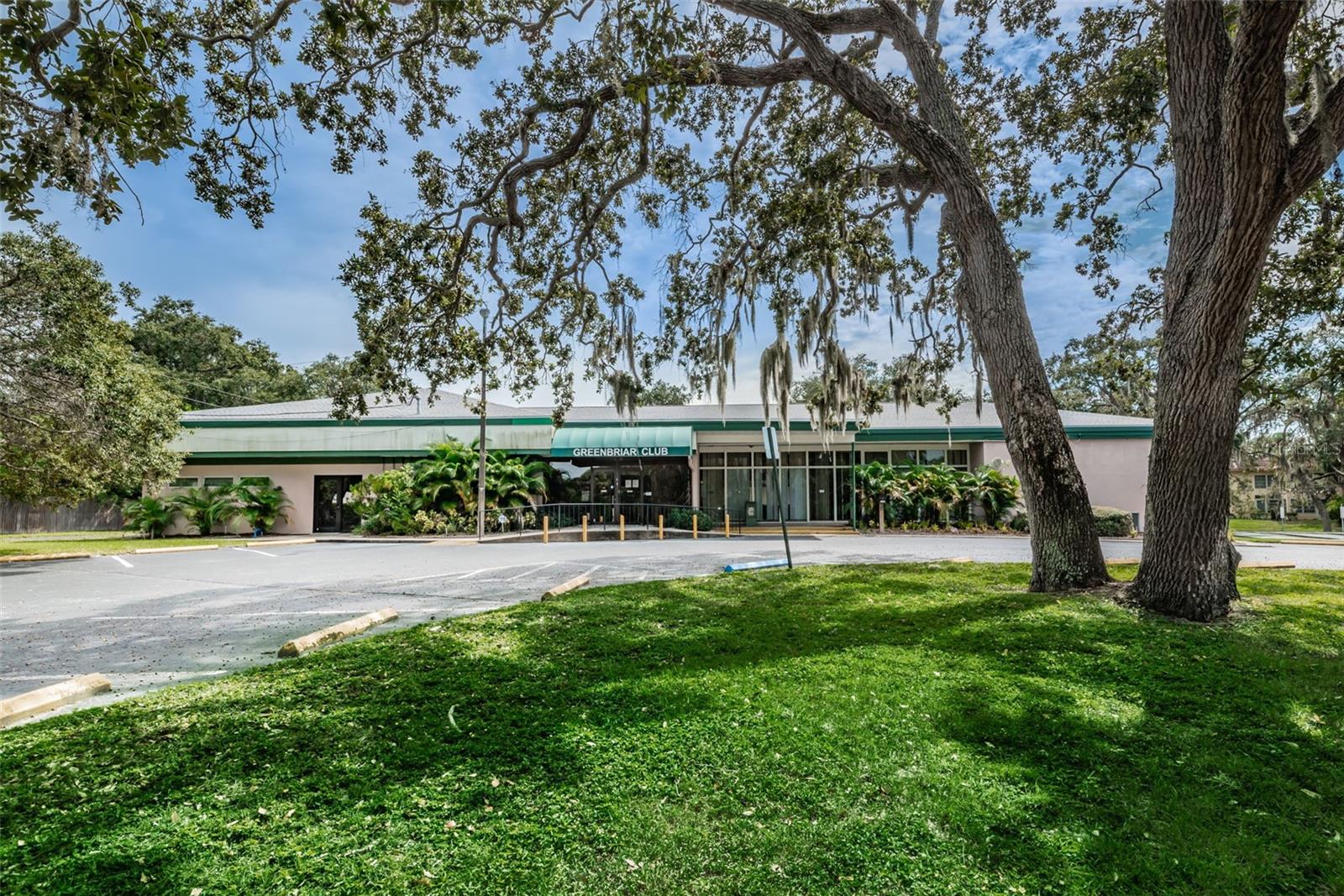 Image 26 of 31 For 2001 Greenbriar Boulevard 7