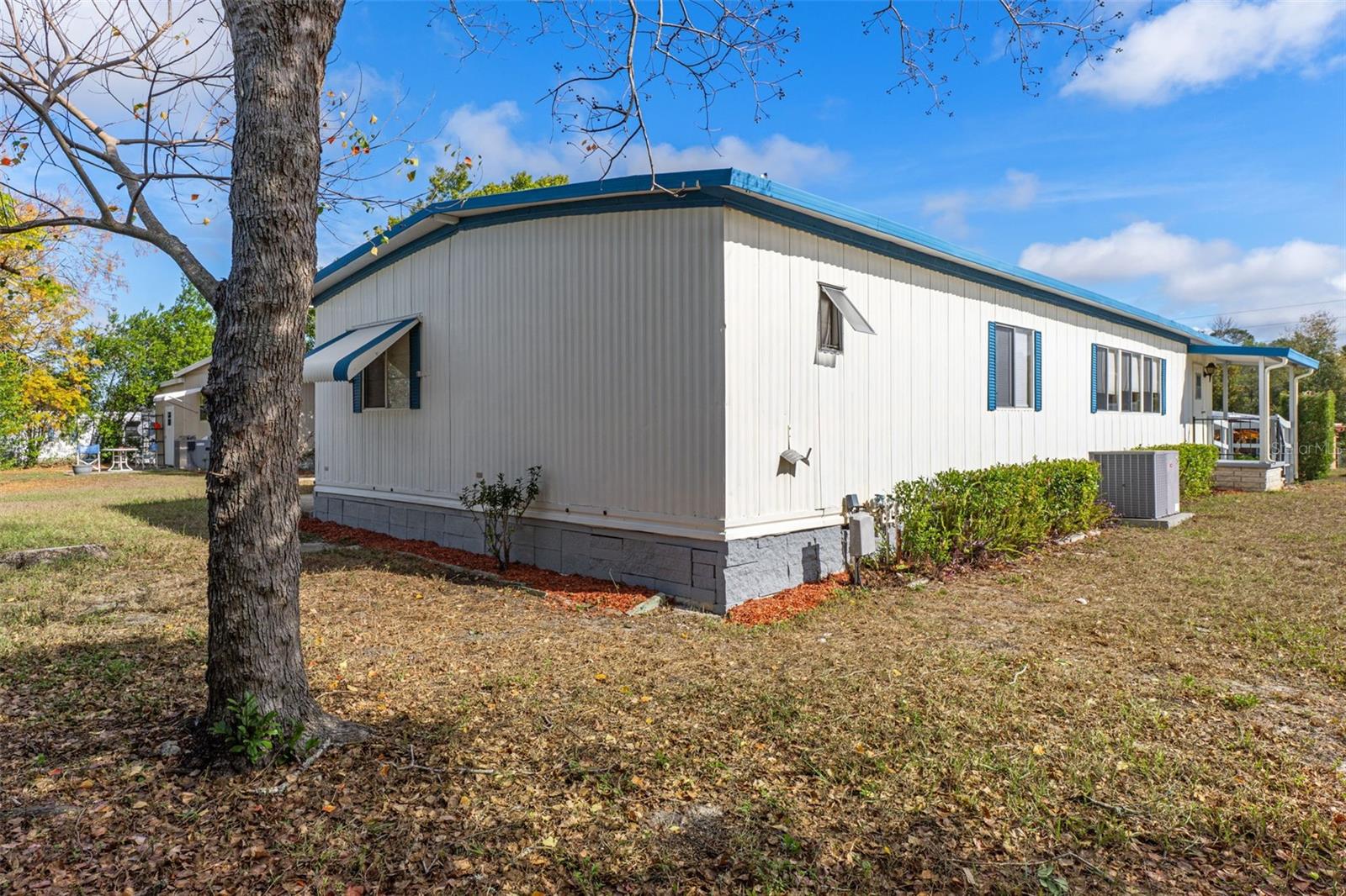 Image 32 of 39 For 7409 Eastern Circle Drive
