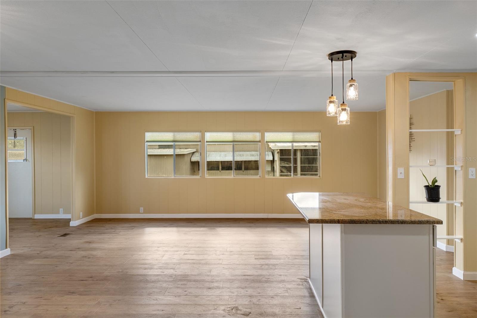 Image 8 of 39 For 7409 Eastern Circle Drive
