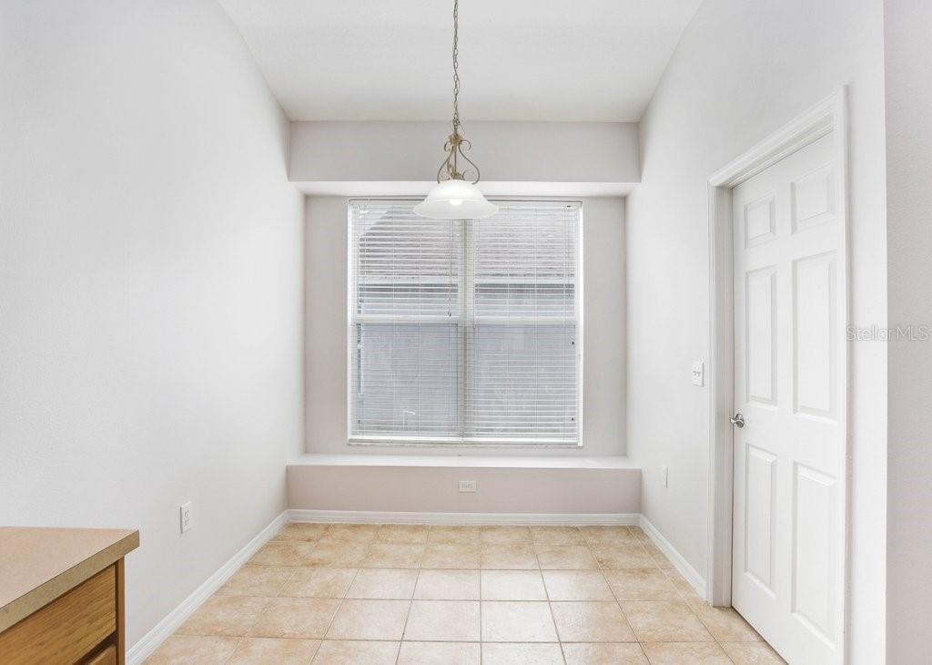 Image 17 of 52 For 15451 Martinmeadow Drive