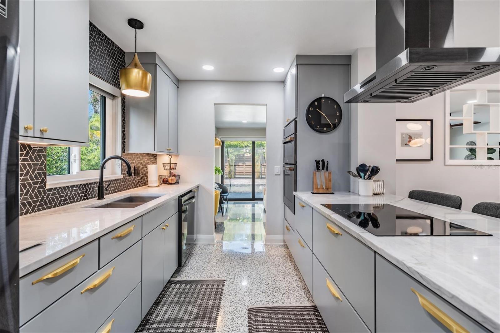 Image 12 of 42 For 4130 River View Avenue